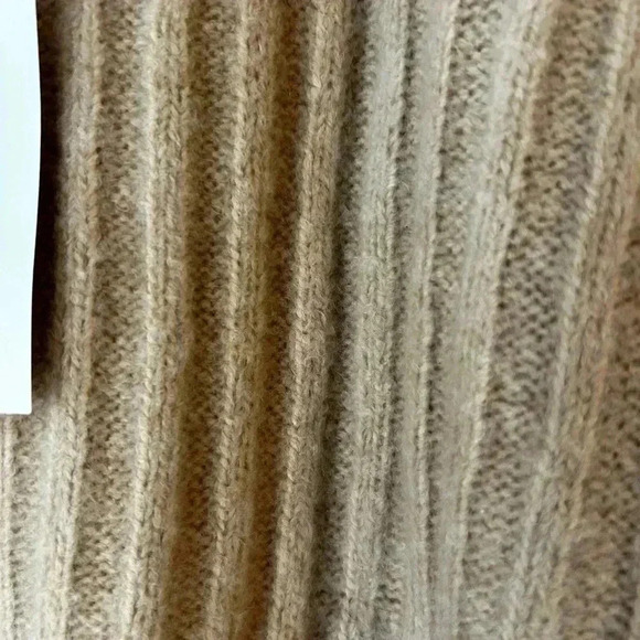 Women’s size 3X a new day sweater tan.NWT - Picture 6 of 9